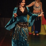 Shadenyx_-_cabaret_card
