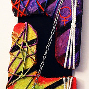 Legami_karmici_mista_su_trucciolare_26x57x3_2013_card