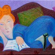 Vrouw-op-donkerrode-sofa_card