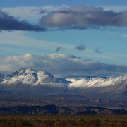 O7_mountainrange_card