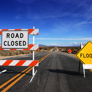 U2_roadclosed_card