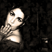 Rocio_tirando_un_beso__©__card