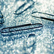 424670-1-paperclips_card