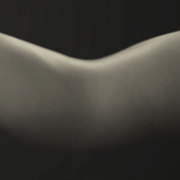 Laura-nude_card