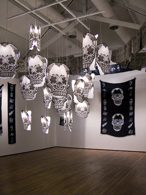Lozano_flowers_in_the_summer_installation1e_large