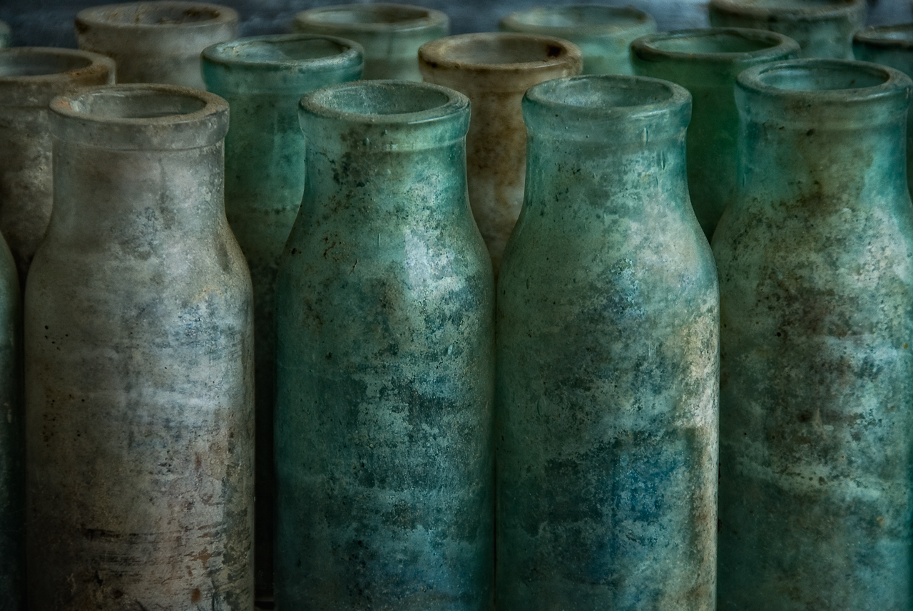 bottle still life (France)