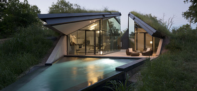 Edgeland House