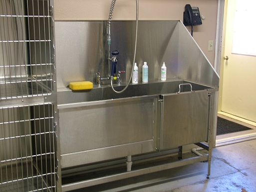 Grooming tub