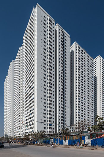A residential housing project in Hanoi, Vietnam. (c) Thien Thach Photography.