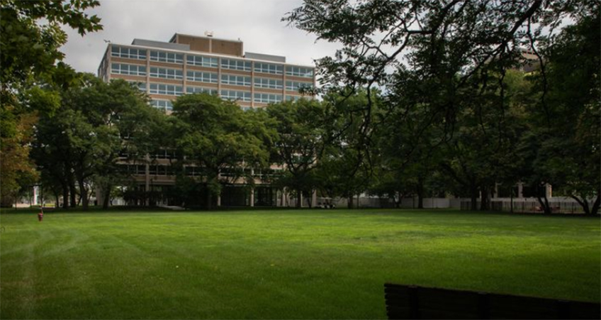 Chicago architect Dirk Denison renovated and updated a dormitory designed by Ludwig Mies van der Rohe at the Illinois Institute of Technology. (Zbigniew Bzdak / Chicago Tribune)