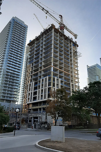 Upon its expected completion in the third quarter of 2021, the 25,270-square-meter building will introduce 349 rental apartments.
