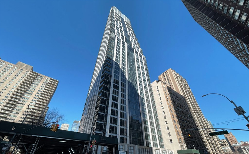  200 Amsterdam Avenue. Photo by Michael Young