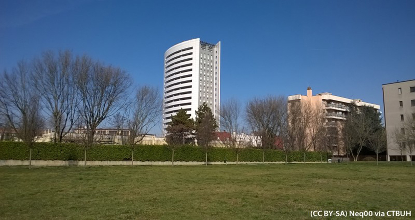 The Torre del Moro in Milan before the fire which engulfed it on 29 August 2021. Image credit: (CC BY-SA) Neq00 via CTBUH