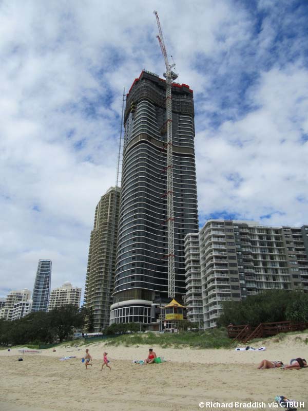 84 The Esplanade (C) Richard Braddish