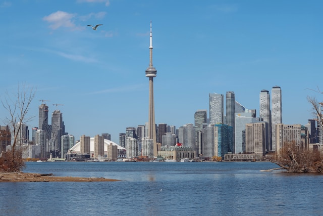 Toronto, one of the many cities within the Ontario, Canada Province. Photo by Layla FT on Unsplash