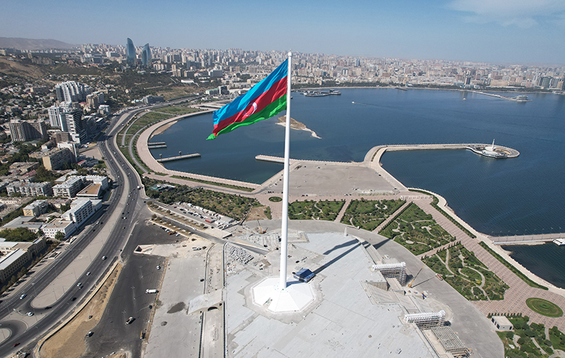 195-meter flagpole in Baku, Azerbaijan. Image courtesy MAURER SE