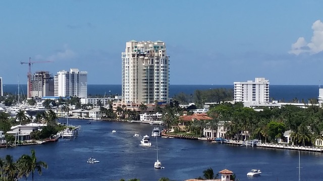 Ft. Lauderdale. Image by Kay Baggs from Pixabay