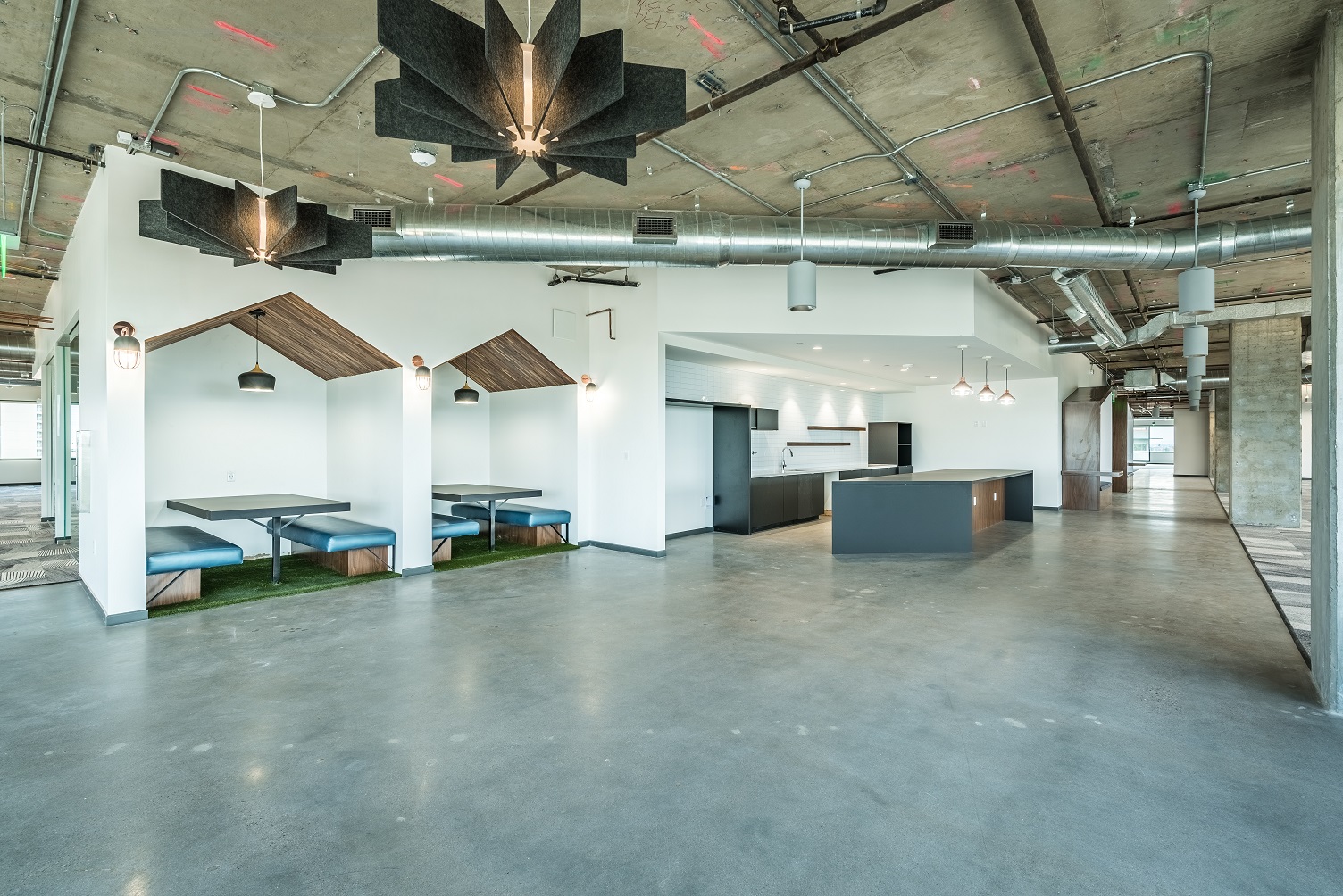 6th_floor_kitchen-break