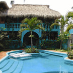 Betseyville_pool_b_1