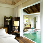 Nld04_bathroom_through_bedroom_b_1