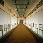 01_saal_bloom_b_1