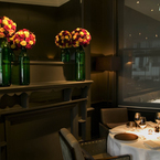 Launceston_place_-_interior_-_one_table_b_1