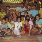 Refugee_singing_tif_2_b_1