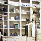 Acne_store_38_b_1