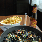 Mussels_and_frites_b_1