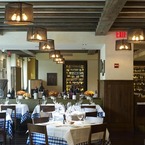 20091117_maialino_dining_room__019448_b_1