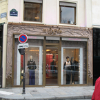Minapoe__paris_b_1