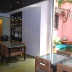 Tad_cafe__rome_b_1