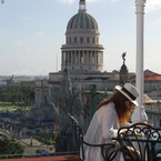 Rooftop_bar_at_parque_central__havana_b_1