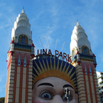 Luna_park_sydney_b_1