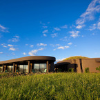 Exterior_hangaroa_2mr_b_1