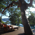 Pretty_beach_house_b_1