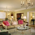 California_suite_living_room_b_1