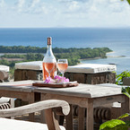 Mustique_company_4_b_1
