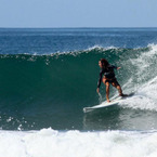 Surfing-dopwn-the-line-at-surf-simply_b_1