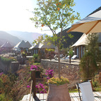 Tents_at_kasbah_tamadot_b_1