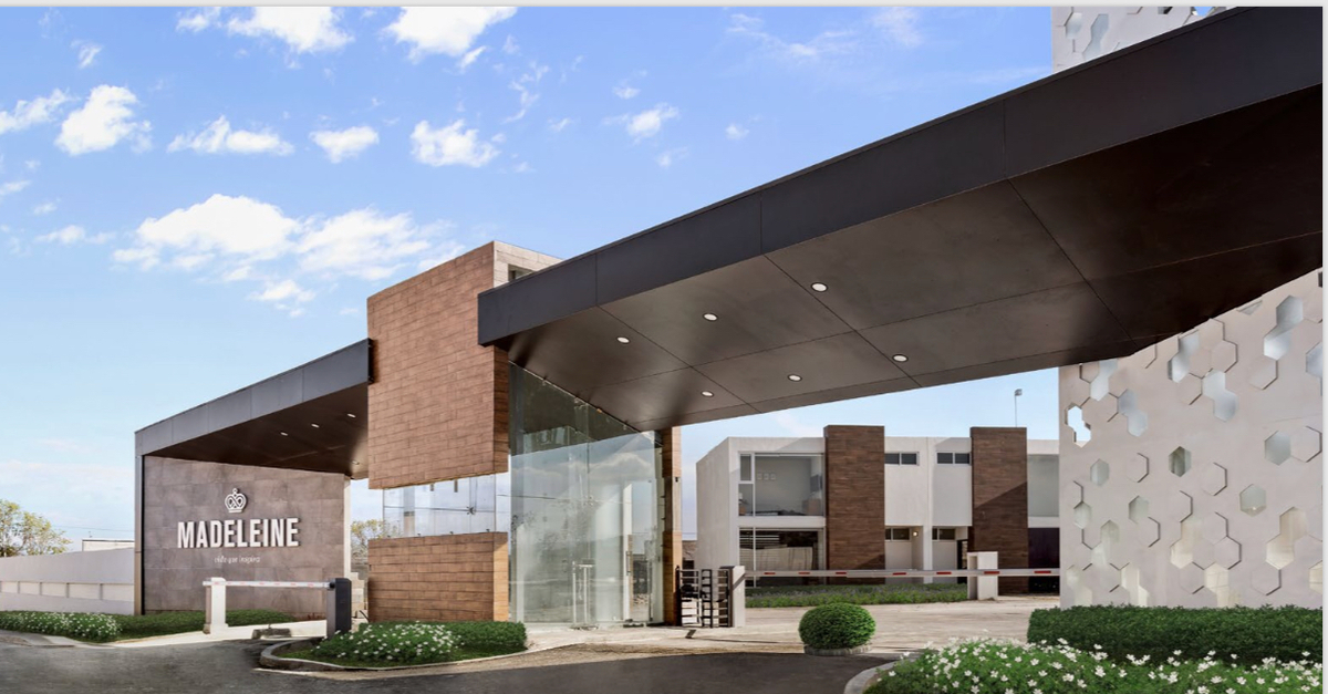 Casa en Venta, Zona Plateada Pachuca De Soto / 3 habitaciones, 2.1M