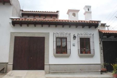 Casa Colonial para Estrenar en La Serenísima, Antigua Guatemala