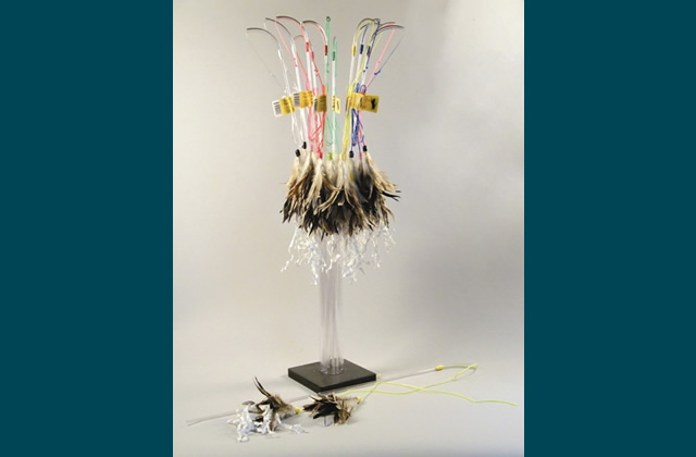 Crunchy Feather Toy