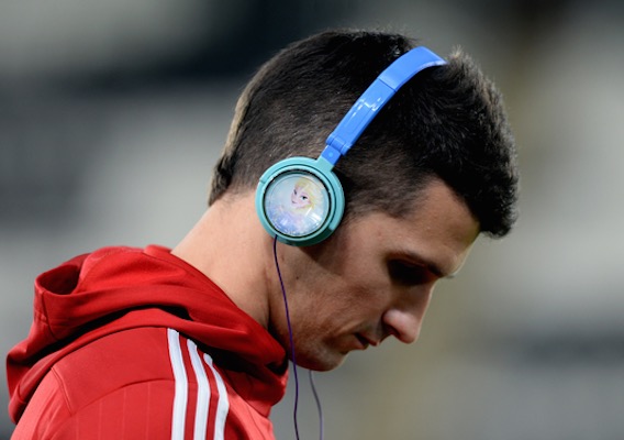 5216_lichajeric_isi_bpi_agc_hull_v_forest_004.3541210