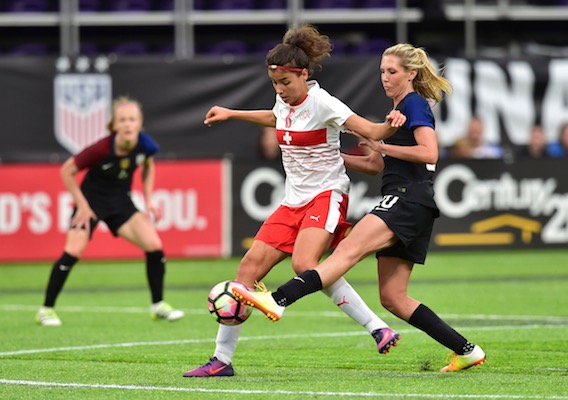 102516_isi_longallie_uswntbs102316164