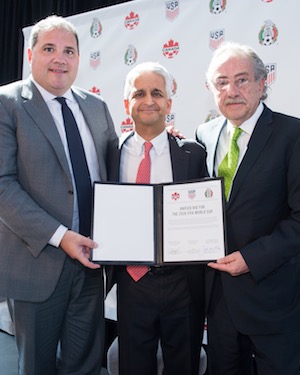 Threebid_2_fifaml041017714