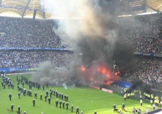 Hamburg_supporters