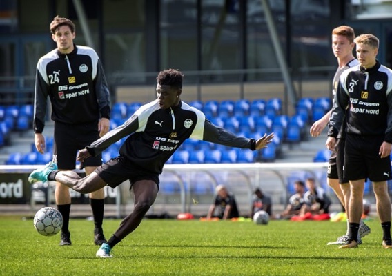 Emmanuel_sabbi_-_hobro