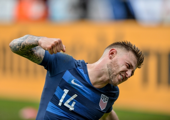 Usmnt_-_asn_top_-__isi_-_paul_arriola_pump_celebration_-_2-2-19_-_john_todd