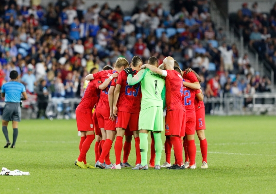 Usmnt_-_asn_top_-_isi_-_team_huddle_vs._guyana_-_6-18-19_-_jeremy_olson
